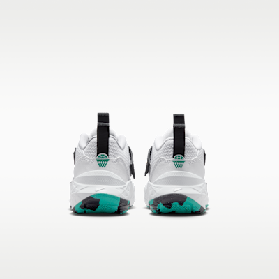 Nike Team Hustle D 12 Little Kids' Shoes