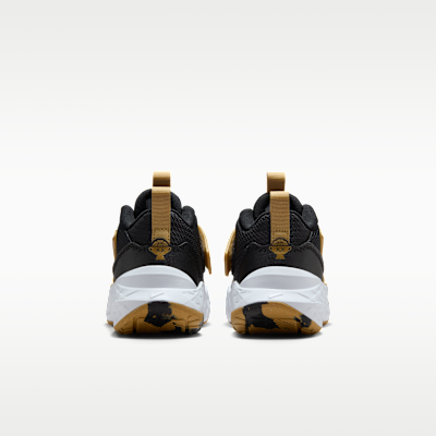 Nike Team Hustle D 12 Little Kids' Shoes