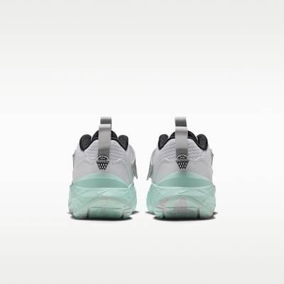 Nike Team Hustle D 12 Little Kids' Shoes