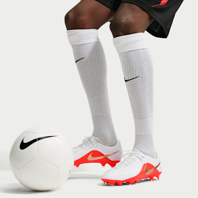 Nike Tiempo Maestro Academy Multi-Ground Low-Top Soccer Cleats
