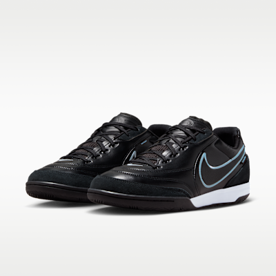 Nike Tiempo Streetgato Indoor/Court Low-Top Soccer Shoes