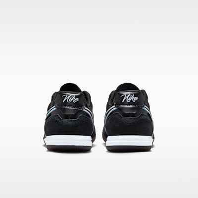 Nike Tiempo Streetgato Indoor/Court Low-Top Soccer Shoes