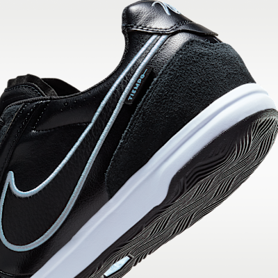 Nike Tiempo Streetgato Indoor/Court Low-Top Soccer Shoes