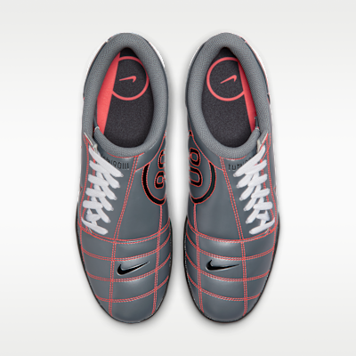Nike Total 90 Men's Shoes