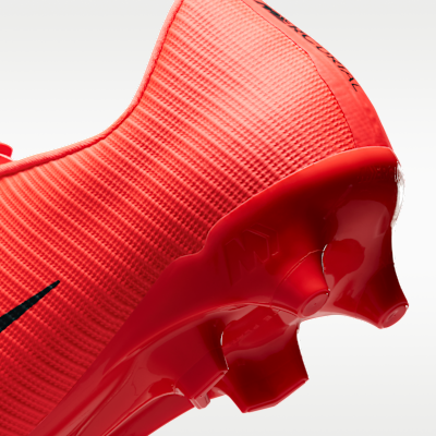 Nike Mercurial Vapor 17 Academy Multi-Ground Low-Top Soccer Cleats
