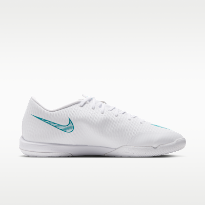 Nike Mercurial Vapor 17 Academy Indoor/Court Low-Top Soccer Shoes