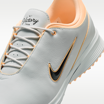 Nike Victory Tour 4 Golf Shoes