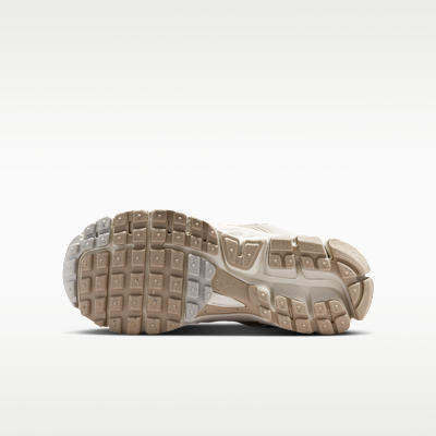Nike Vomero 5 Big Kids' Shoes with Reflective Accents