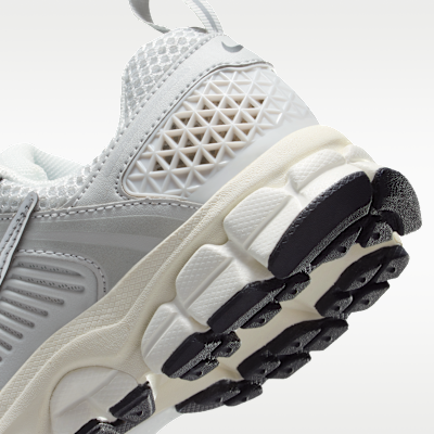 Nike Vomero 5 Big Kids' Shoes