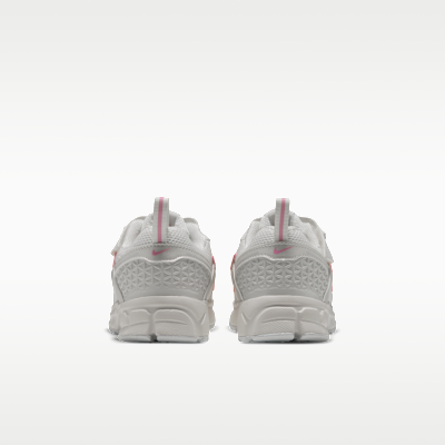 Nike Vomero 5 Little Kids' Shoes with Reflective Accents