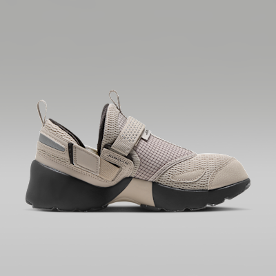 Jordan Trunner LX Women's Shoes