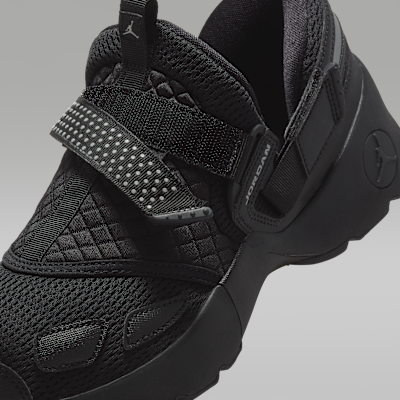 Jordan Trunner LX Women's Shoes