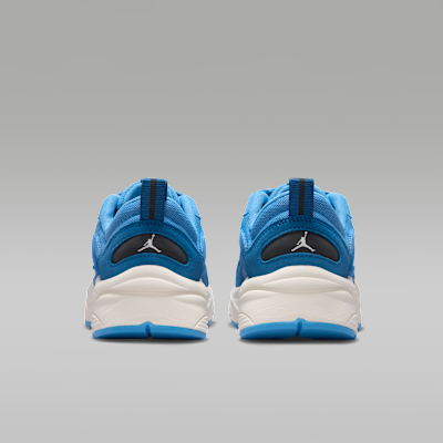 Jordan Trunner O/S Women's Shoes