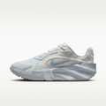 Nike Aura Edge Women's Shoes