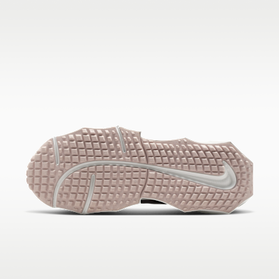 Nike Aura Edge Women's Shoes