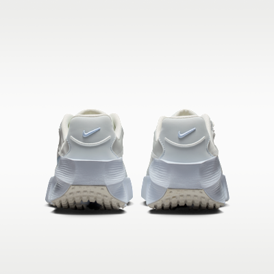 Nike Aura Edge Women's Shoes