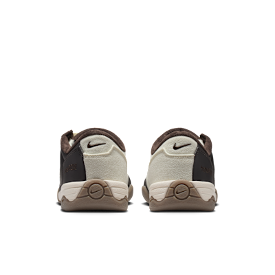 Nike Total 90 Women's Shoes