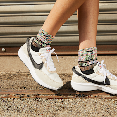 Nike Waffle Debut Women's Shoes