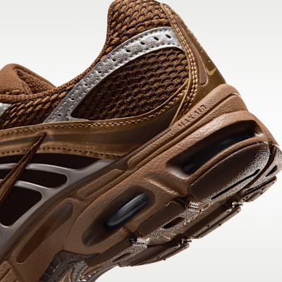 Nike Air Max Moto 2K Women's Shoes with Reflective Accents