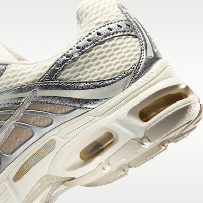 Nike Air Max Moto 2K Women's Shoes with Reflective Accents