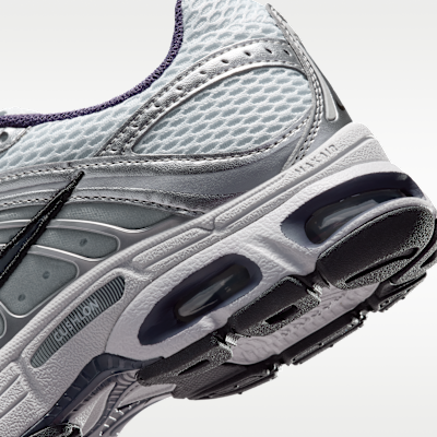 Nike Air Max Moto 2K Women's Shoes with Reflective Accents