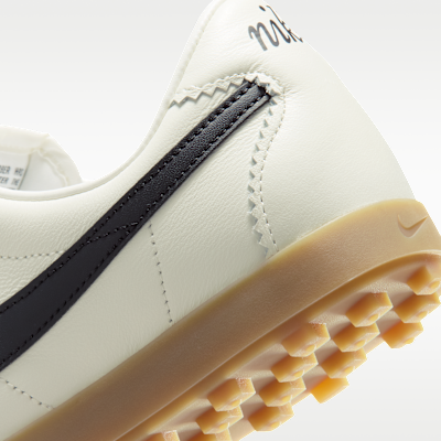 Nike Astrograbber Leather Women's Shoes