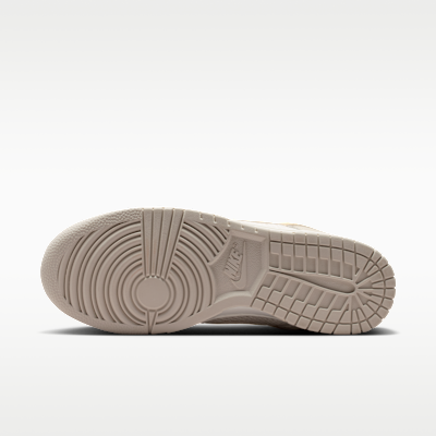Nike Dunk Low SE Women's Shoes