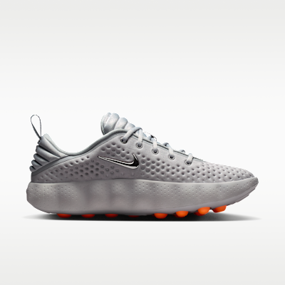 Nike Mind 002 Women's Pregame Shoes