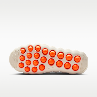 Nike Mind 002 Women's Pregame Shoes