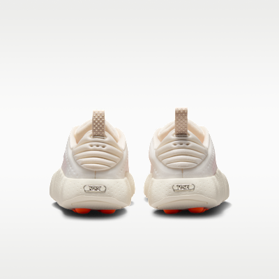 Nike Mind 002 Women's Pregame Shoes