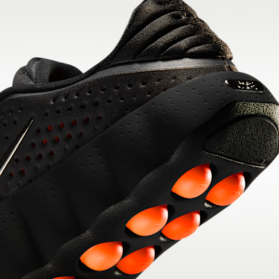 Nike Mind 002 Women's Pregame Shoes