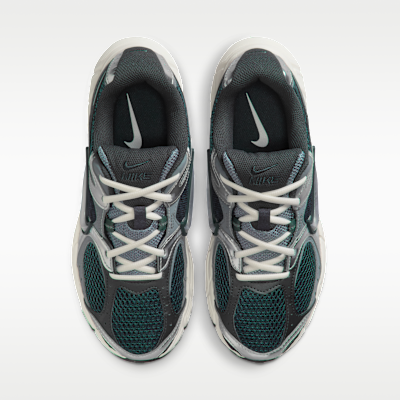 Nike V5 RNR Women's Shoes with Reflective Accents