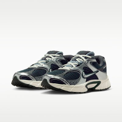 Nike V5 RNR Women's Shoes with Reflective Accents