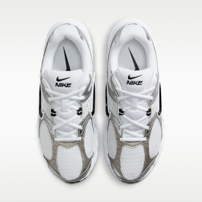 Nike V5 RNR Women's Shoes with Reflective Accents