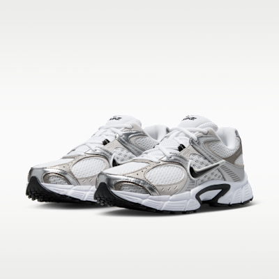 Nike V5 RNR Women's Shoes with Reflective Accents