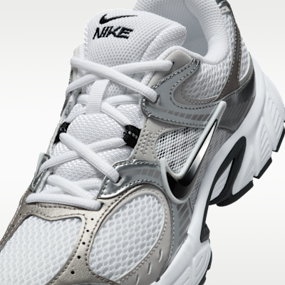 Nike V5 RNR Women's Shoes with Reflective Accents