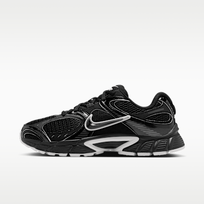 Nike V5 RNR Women's Shoes with Reflective Accents
