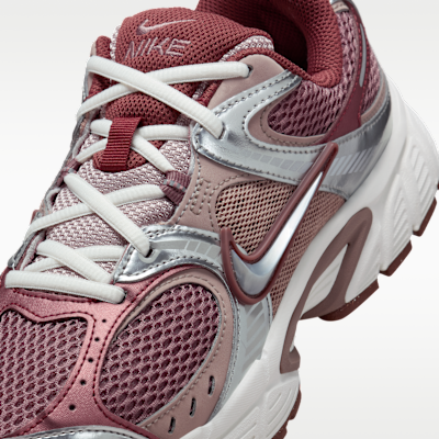 Nike V5 RNR Women's Shoes with Reflective Accents
