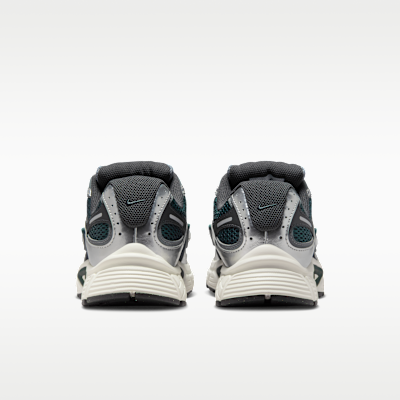 Nike V5 RNR Women's Shoes with Reflective Accents