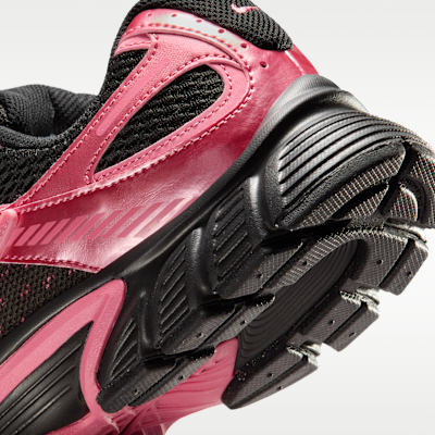 Nike V5 RNR Women's Shoes with Reflective Accents