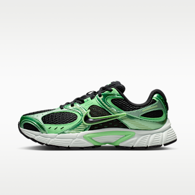 Nike V5 RNR Women's Shoes with Reflective Accents