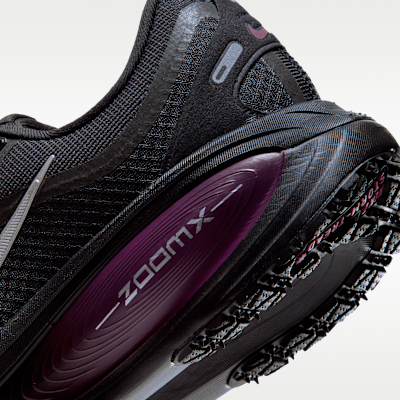 Nike Vomero 18 GORE-TEX Women's Waterproof Road Running Shoes with Reflective Accents