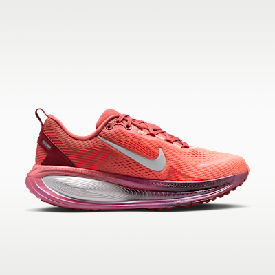 Nike Vomero 18 SE Women's Road Running Shoes