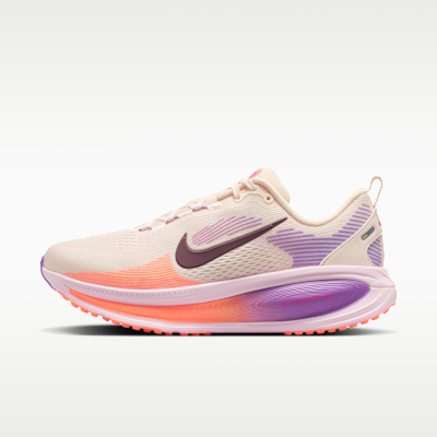 Nike Vomero 18 Women's Road Running Shoes (Wide)