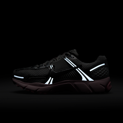Nike Zoom Vomero 5 Women's Shoes