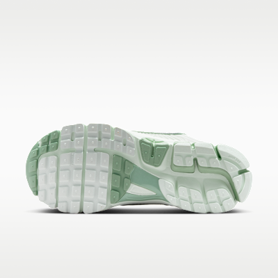 Nike Zoom Vomero 5 Women's Shoes