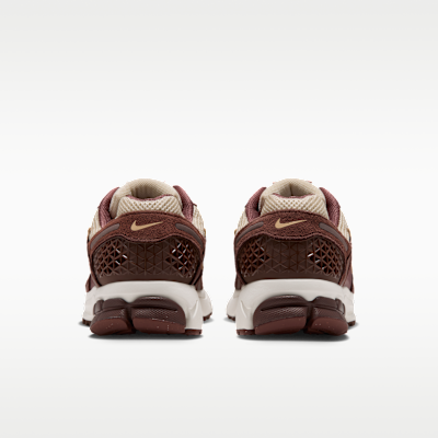 Nike Zoom Vomero 5 Women's Shoe with Reflective Accents