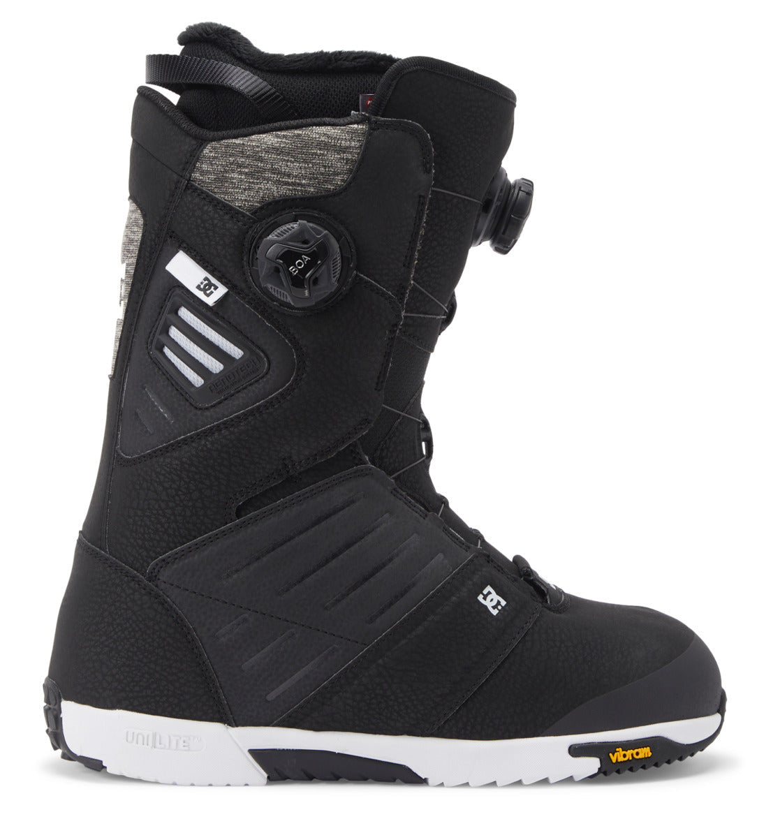 Men’s Judge BOA® Snowboard Boots by DC Shoes, shown in black with gray accents and viewed from the side on a white background. Features include a Dual Zone BOA® Fit System for precise adjustment, textured side panels, and a durable Vibram outsole.