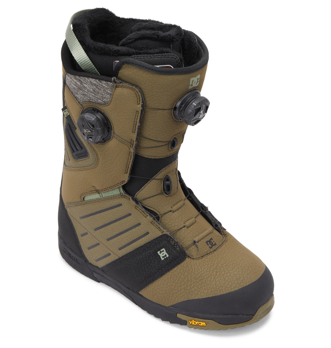 A tan and black DC Shoes Men’s Judge BOA® Snowboard Boot featuring the Dual Zone BOA Fit System for precise adjustment, textured panels, and a black rubber Vibram outsole with the yellow Vibram logo.