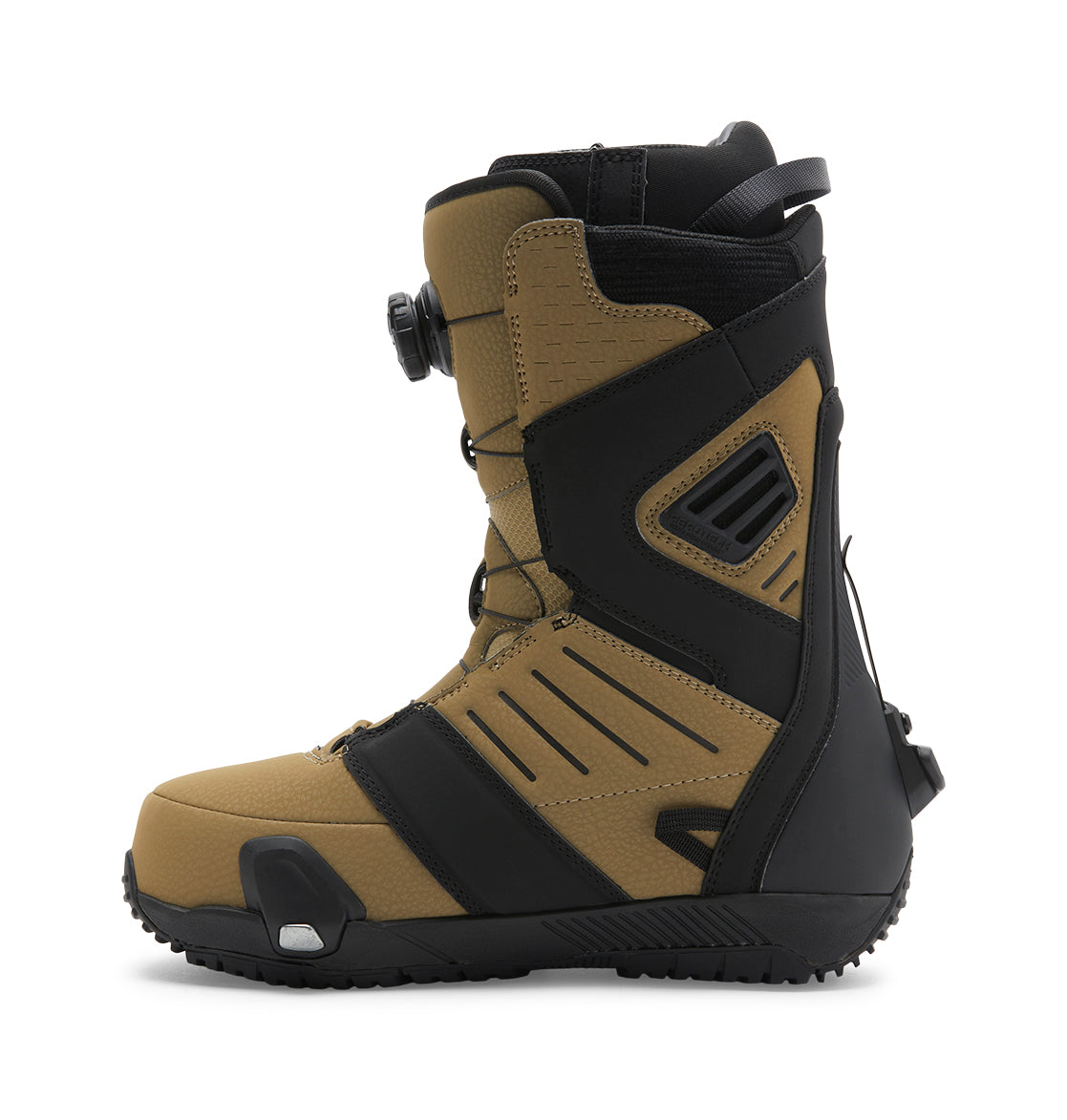 A profile view of the DC Shoes Men’s Judge Step On® Snowboard Boots in tan and black showcases their BOA Fit System dial lacing, textured side panels, and rugged sole against a white background.